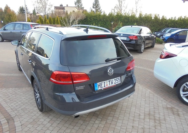 Volkswagen Passat cena 42200 przebieg: 289000, rok produkcji 2014 z Mogilno małe 667